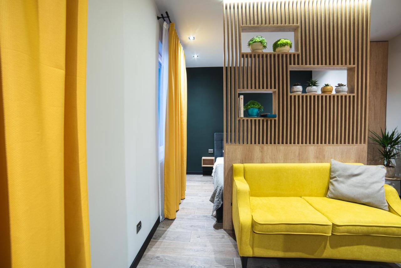 Luxury Apartments Petofi Uzhhorod Luaran gambar