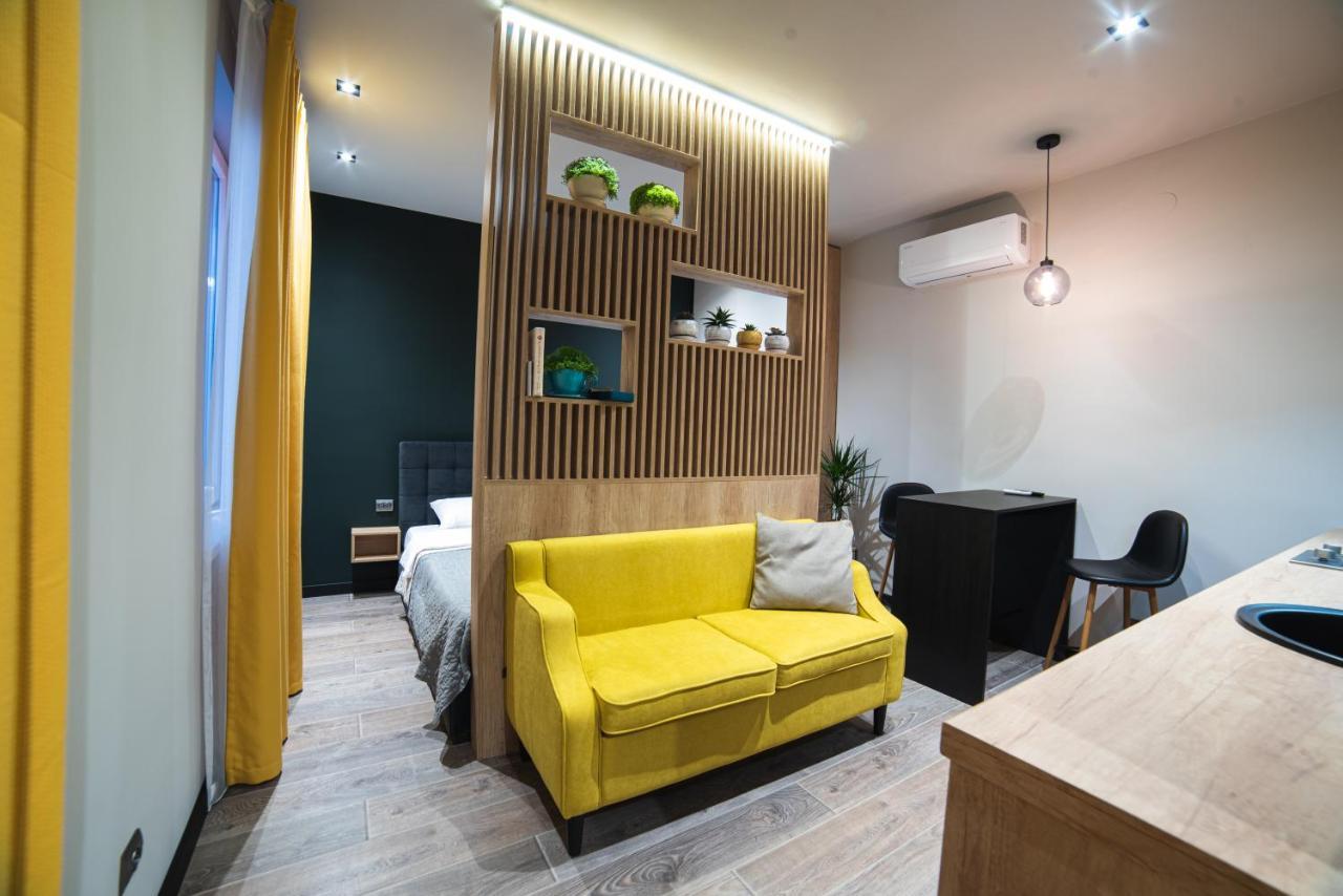 Luxury Apartments Petofi Uzhhorod Luaran gambar