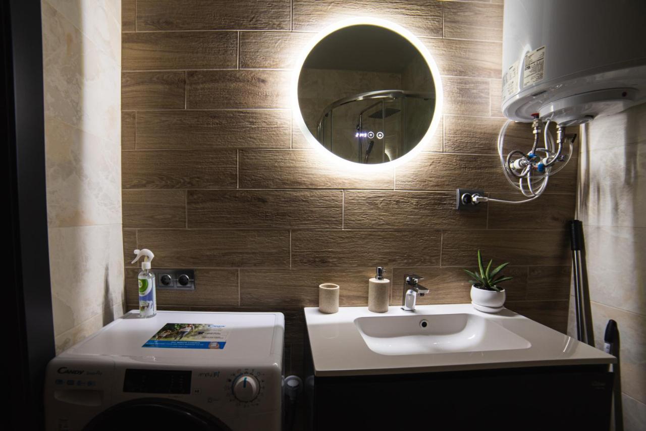 Luxury Apartments Petofi Uzhhorod Luaran gambar