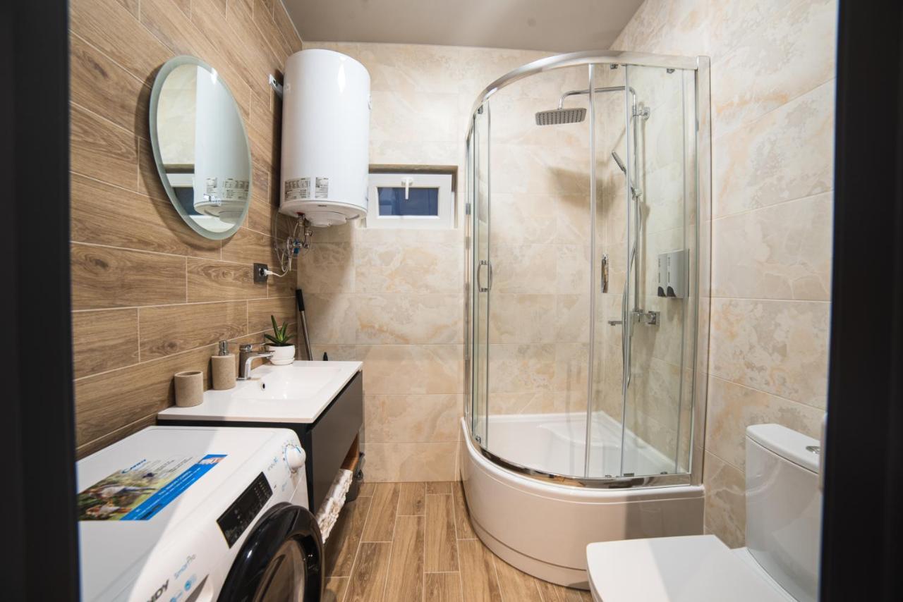 Luxury Apartments Petofi Uzhhorod Luaran gambar